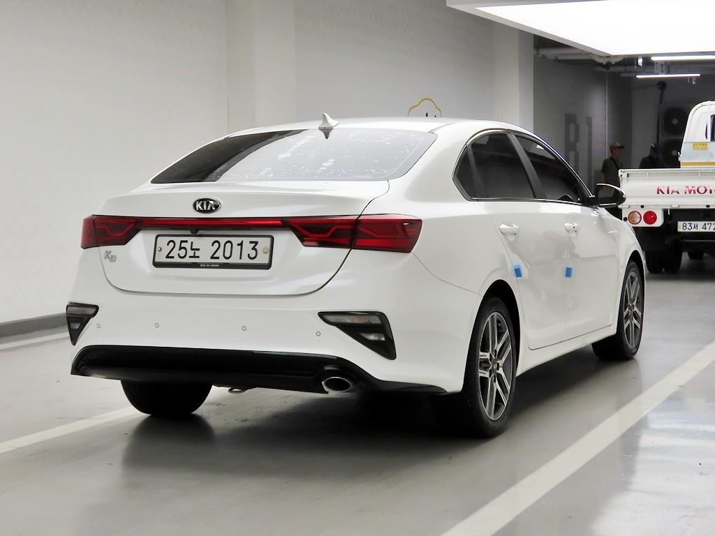 KIA K3 - Vista 4