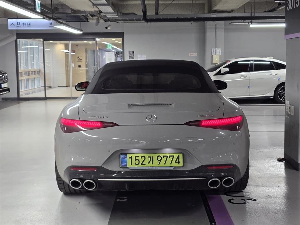 Mercedes Benz SL Class - Vista 4