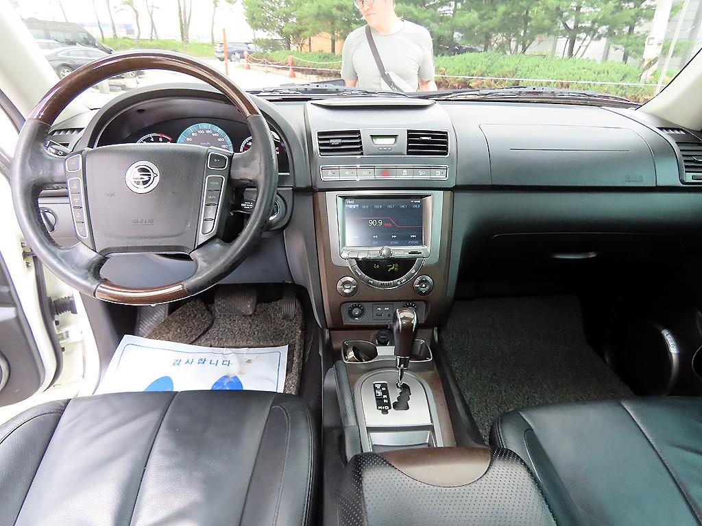 Ssangyong Rexton - Vista 7