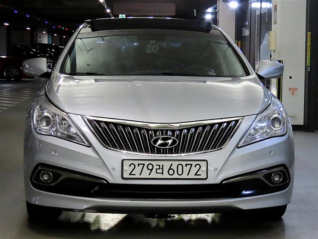 HYUNDAI Grandeur - Vista 2