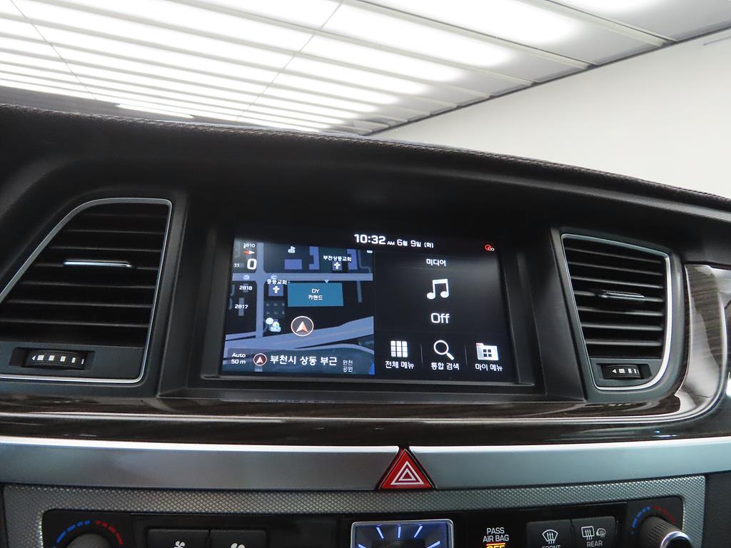 Genesis G80 2019 Negro - Importación desde Corea - HF Imports Iquique - Foto 13