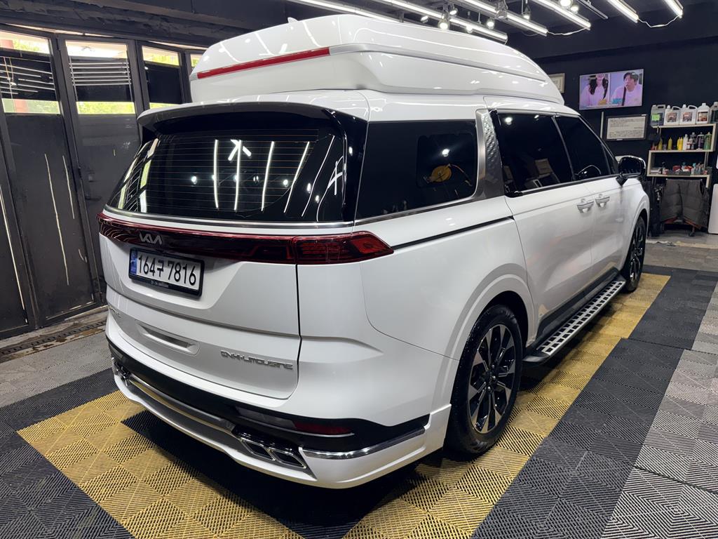 KIA Carnival - Vista 4
