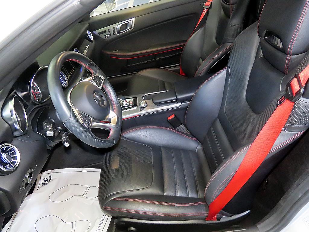 Mercedes Benz SLC Class - Vista 6