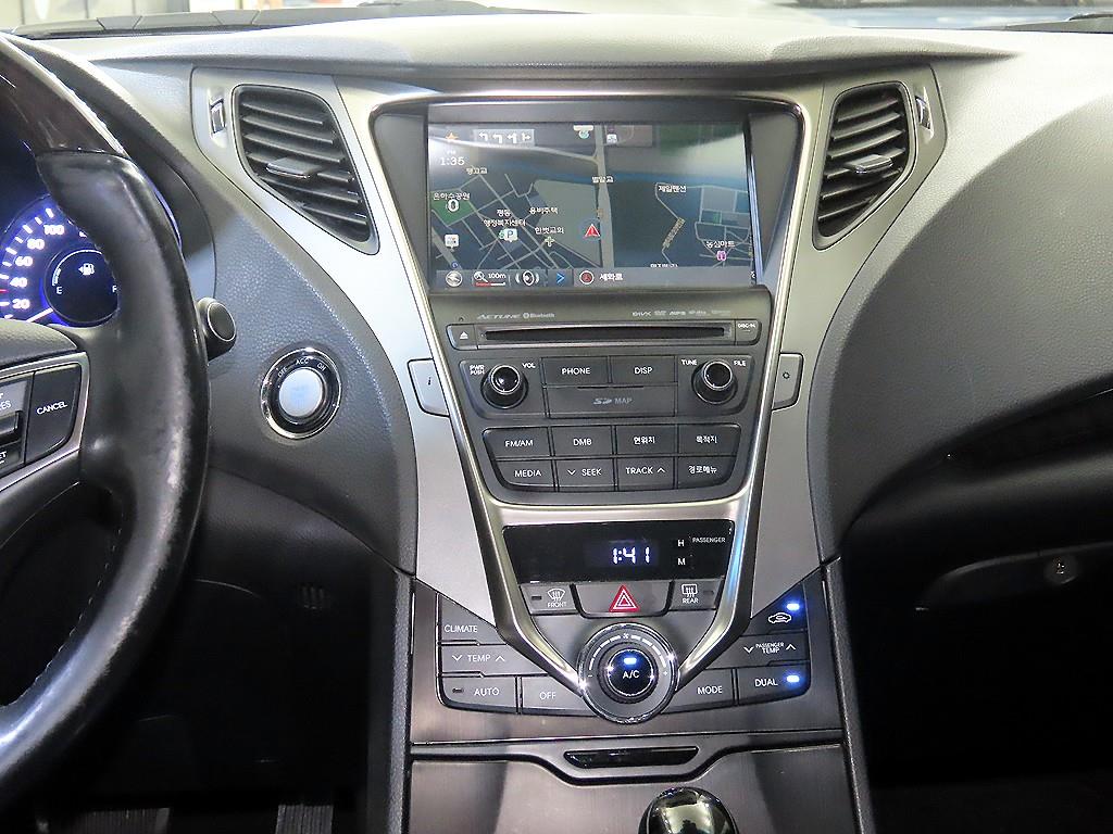 HYUNDAI Grandeur - Vista 11