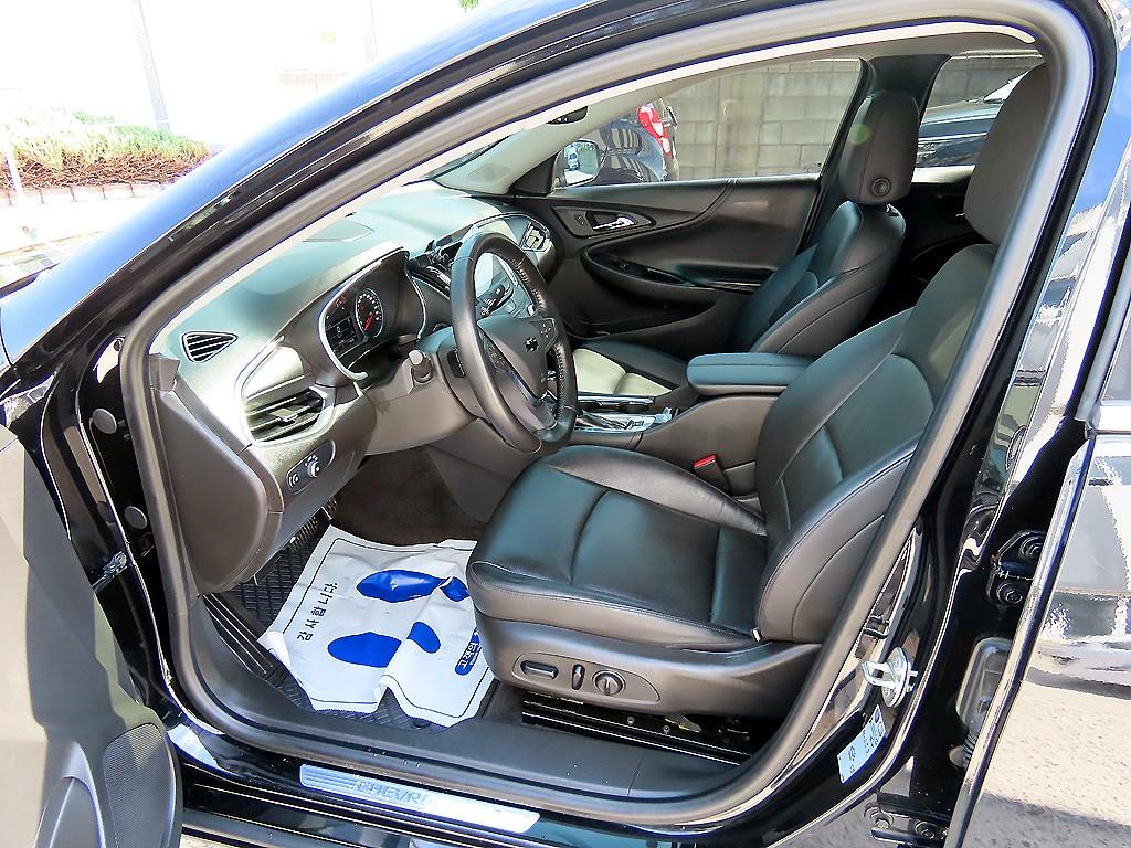 Chevrolet Malibu - Vista 5