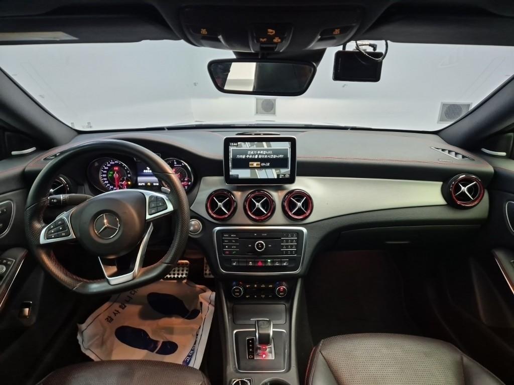 Mercedes Benz CLA Class - Vista 7