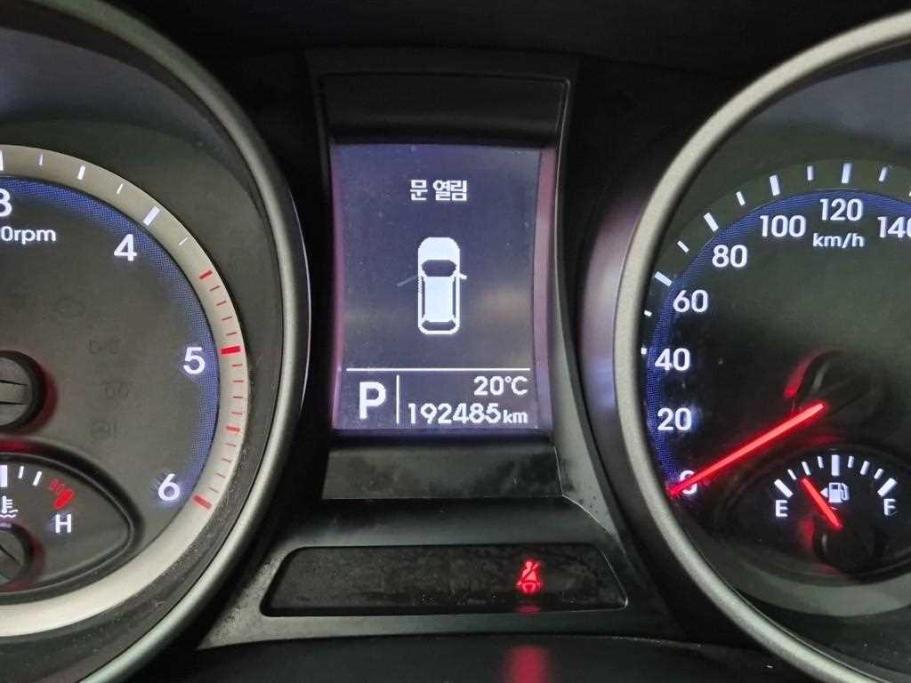 HYUNDAI Santa Fe - Vista 6