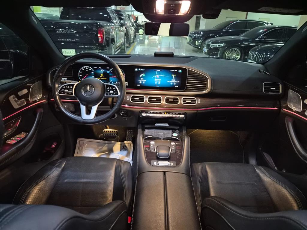 Mercedes Benz GLE Class - Vista 7