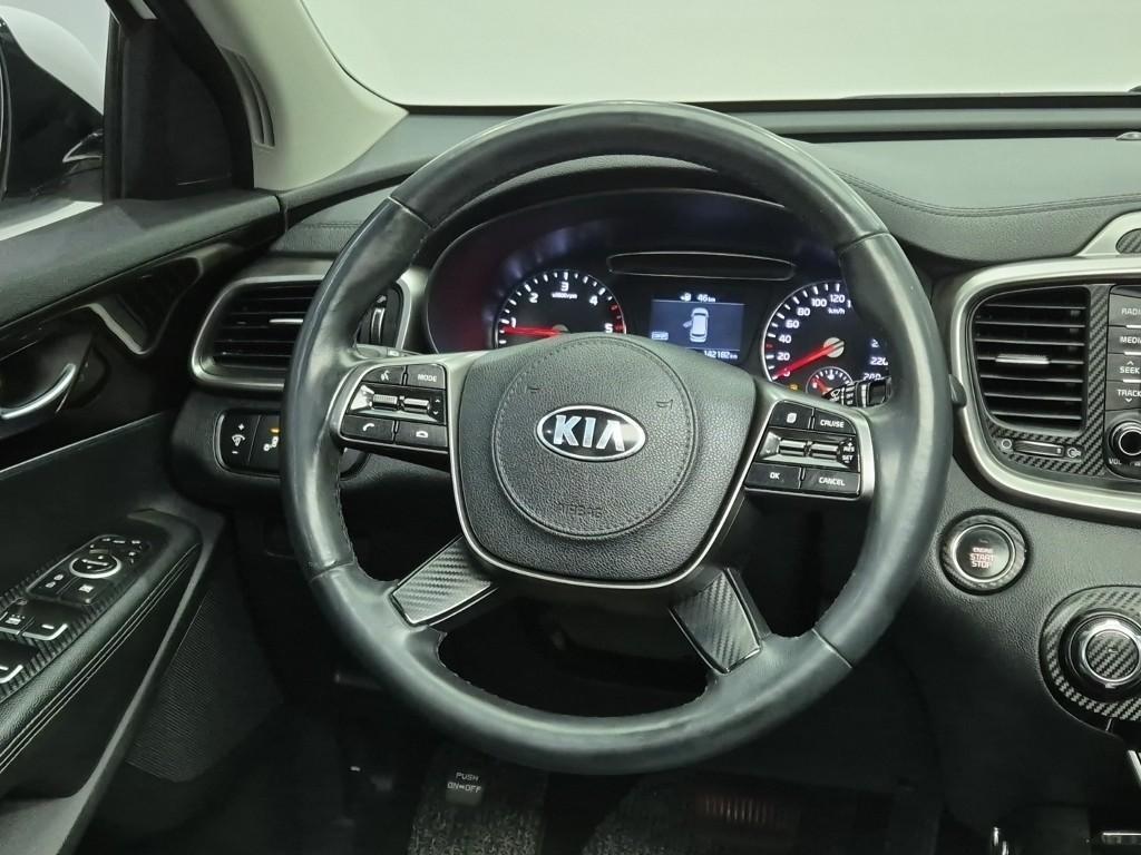 KIA Sorento - Vista 9