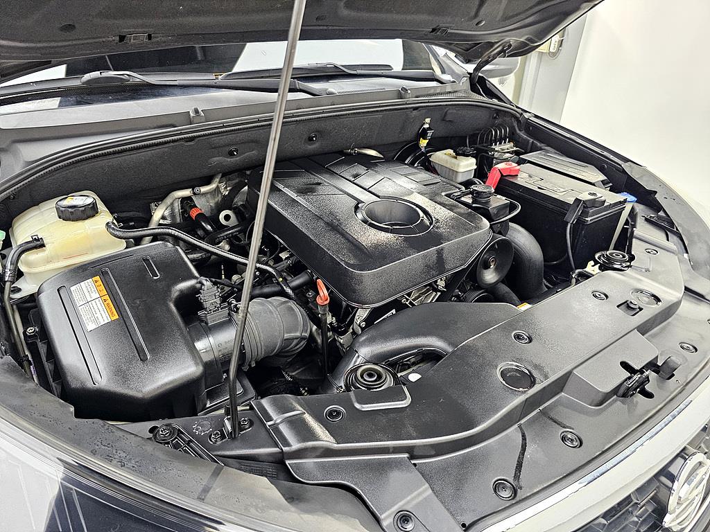 Ssangyong Korando - Vista 6