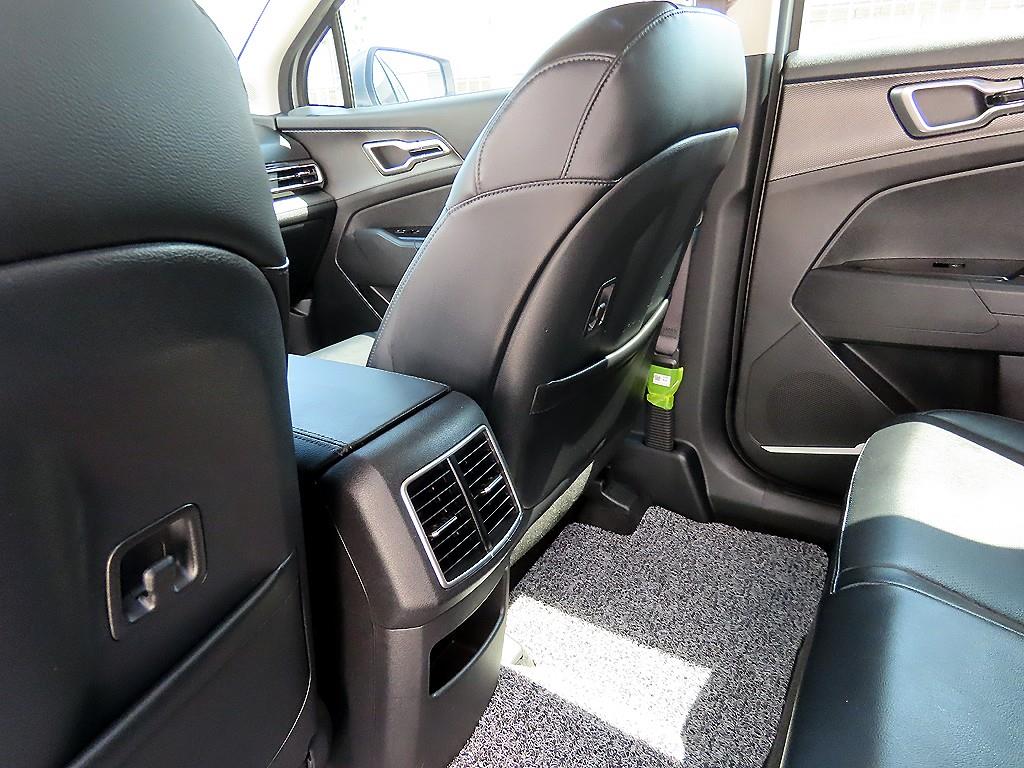 KIA Sportage 2023 Gris - Importación desde Corea - HF Imports Iquique - Foto 17