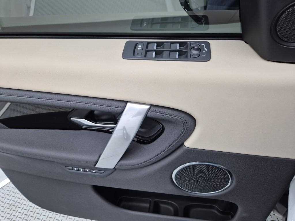 Land Rover Discovery Sports 2025 Blanco - Importación desde Corea - HF Imports Iquique - Foto 18