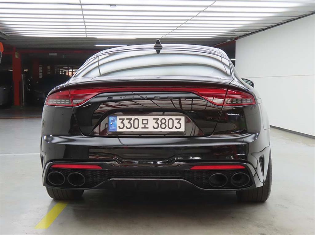 KIA Stinger - Vista 3