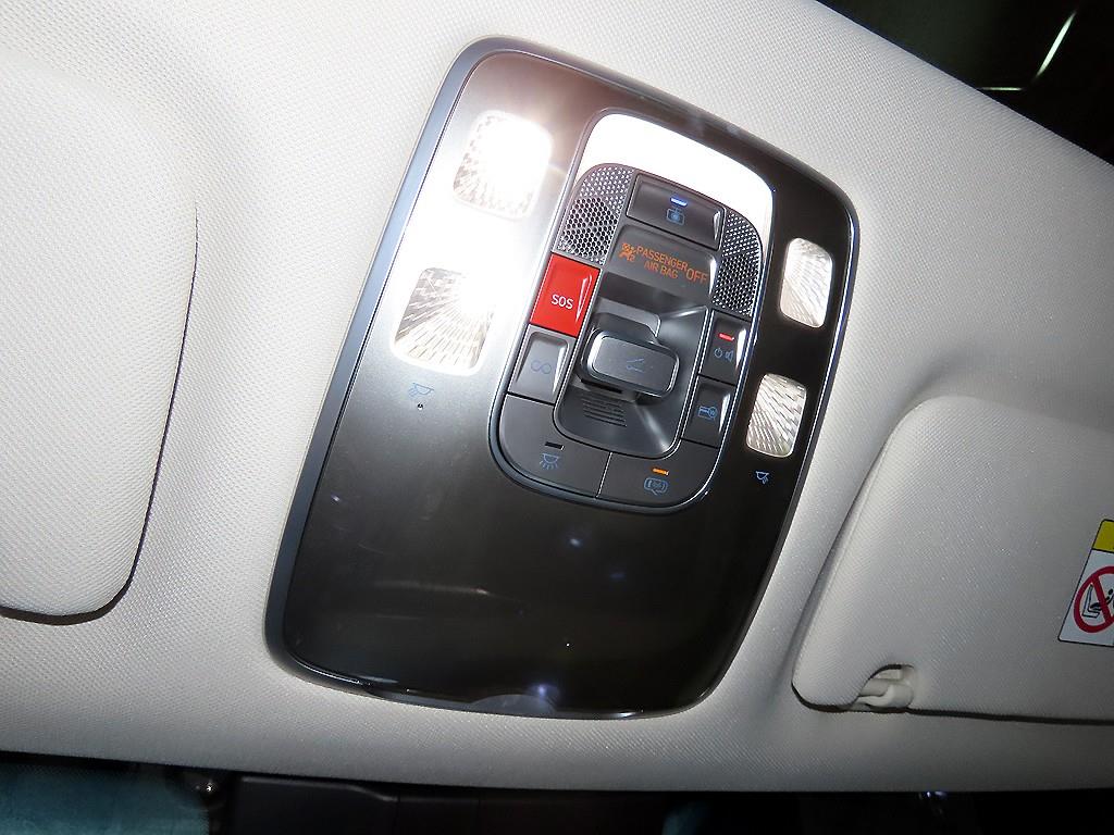 Genesis GV70 2023 Blanco - Importación desde Corea - HF Imports Iquique - Foto 14