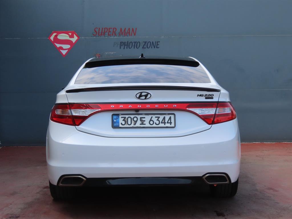 HYUNDAI Grandeur - Vista 7