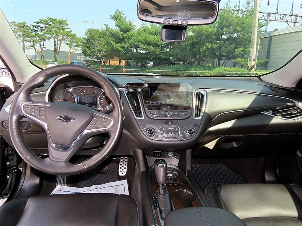Chevrolet Malibu - Vista 7