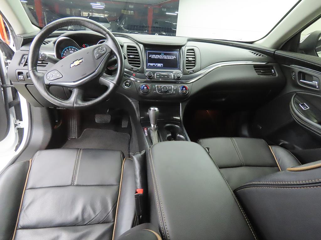 Chevrolet Impala - Vista 7