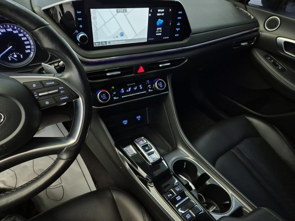 HYUNDAI Sonata - Vista 10