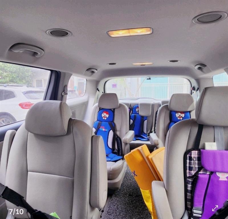 KIA Carnival - Vista 8