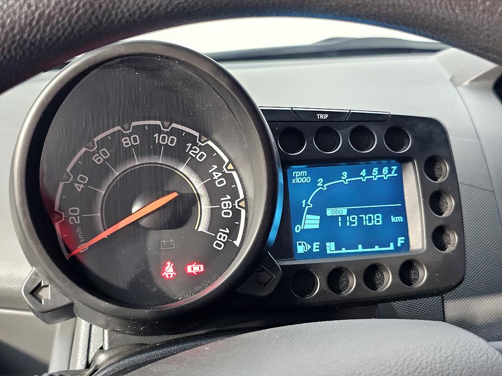Chevrolet Spark - Vista 7