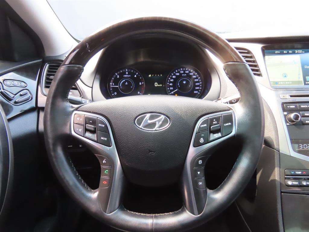 HYUNDAI Grandeur 2017 Blanco - Importación desde Corea - HF Imports Iquique - Foto 11