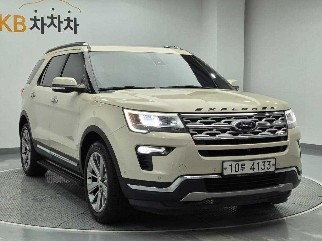 Ford Explorer - Vista 4