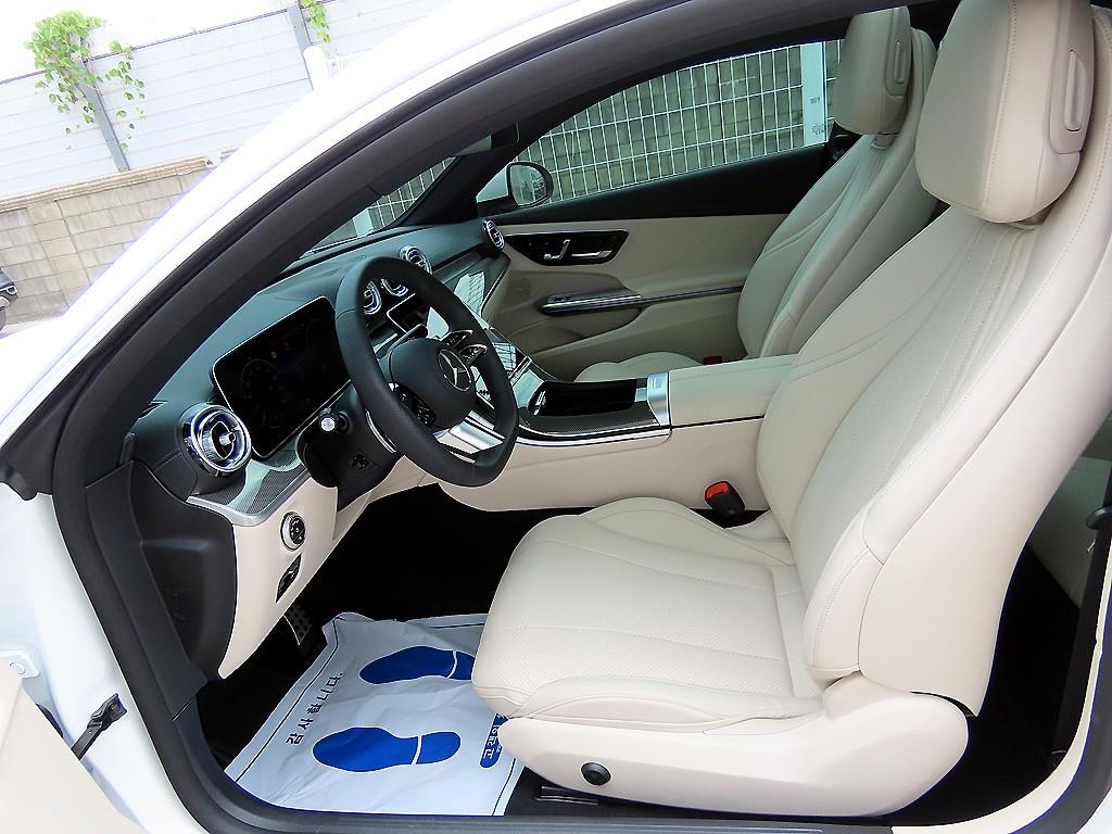 Mercedes Benz CLE Class - Vista 5