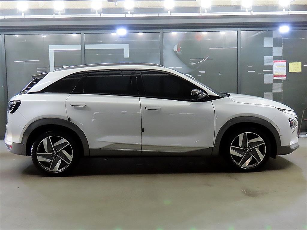 HYUNDAI Nexo - Vista 3