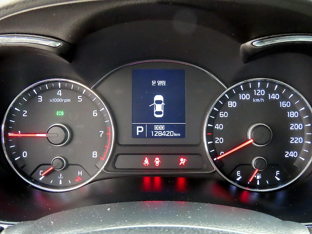 KIA K3 - Vista 10