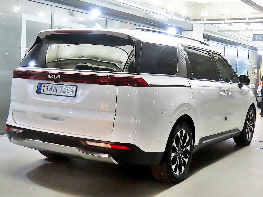 KIA Carnival - Vista 4
