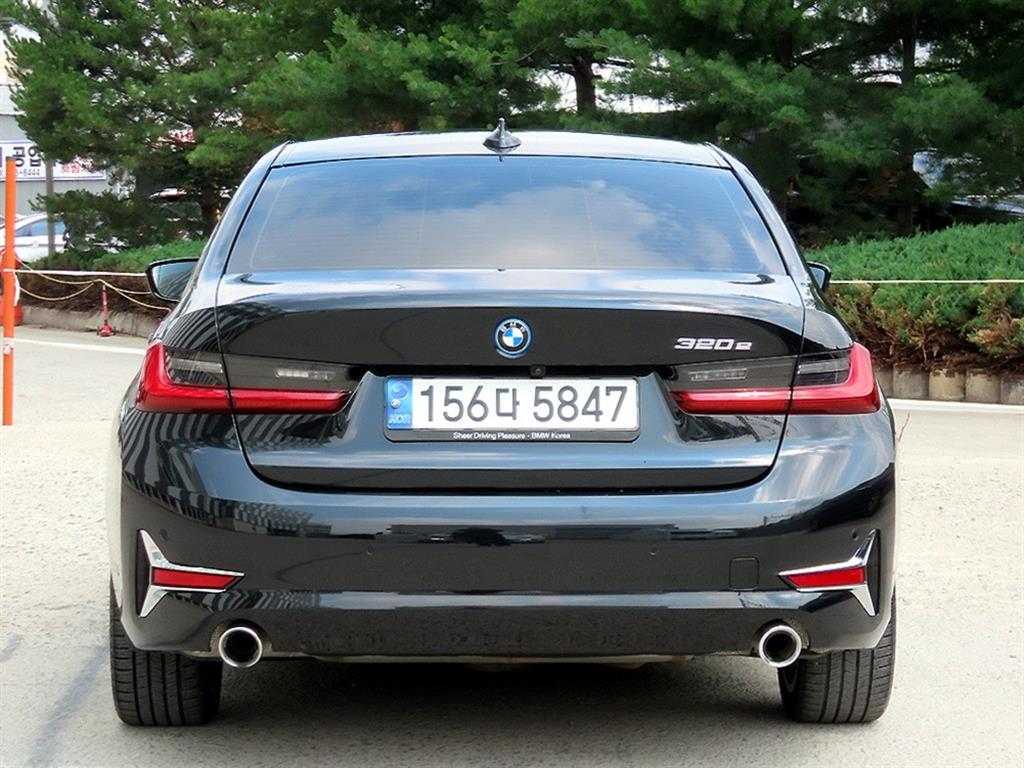 BMW 3 series - Vista 4