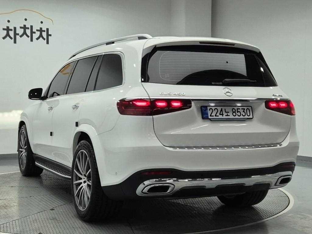 Mercedes Benz GLS Class - Vista 2