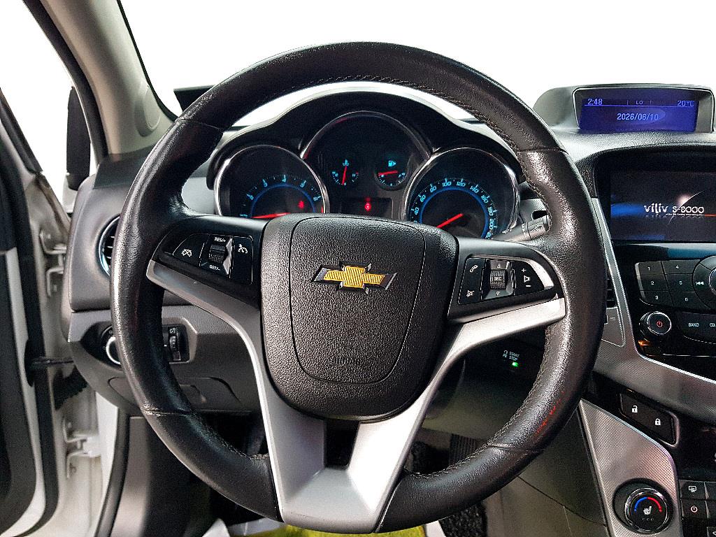 Chevrolet Cruise 2011 Blanco - Importación desde Corea - HF Imports Iquique - Foto 13