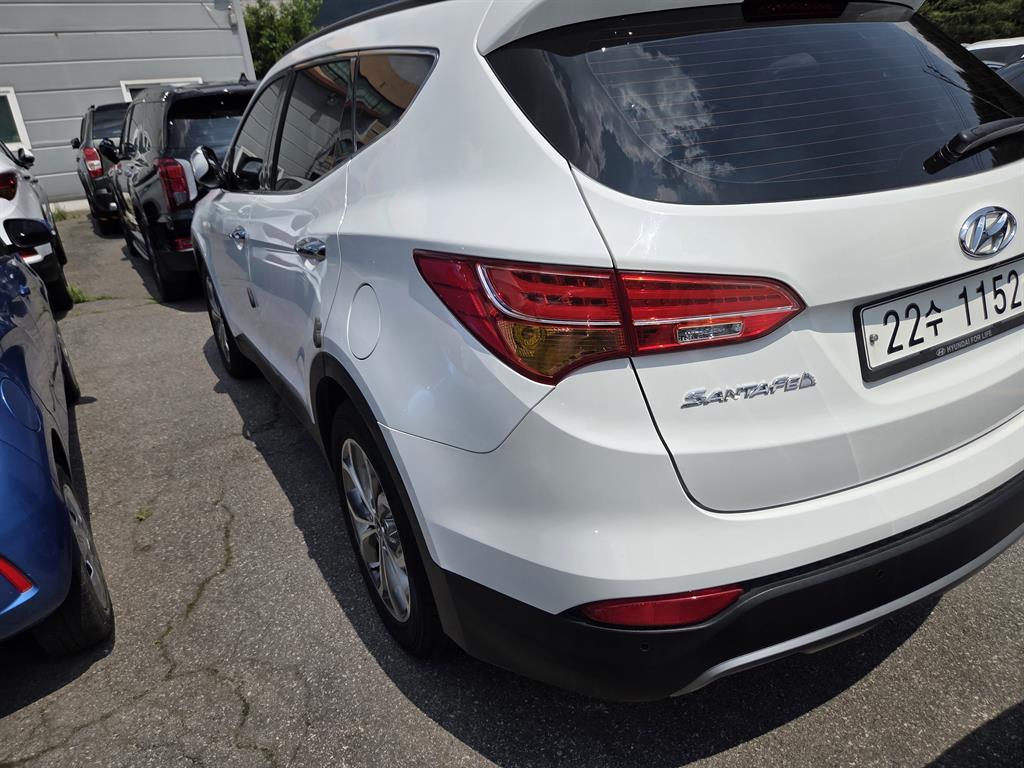 HYUNDAI Santa Fe - Vista 7