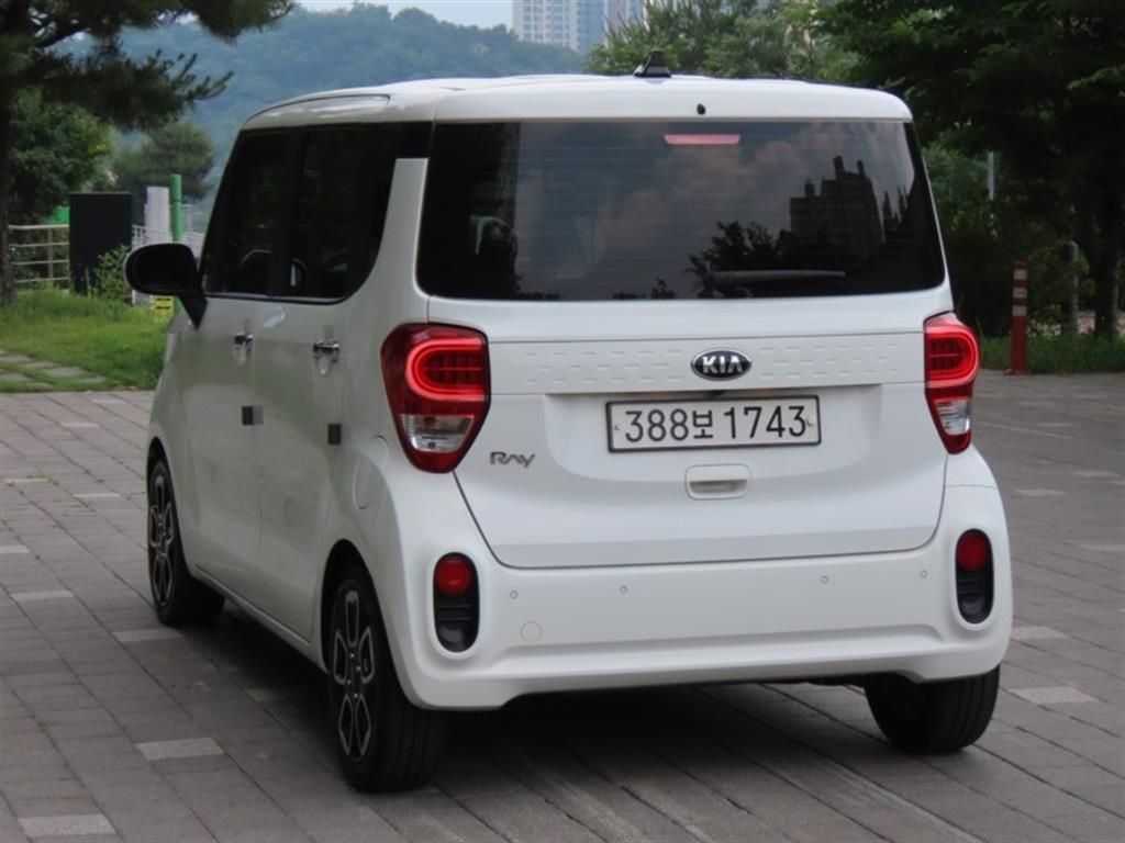 KIA Ray - Vista 7