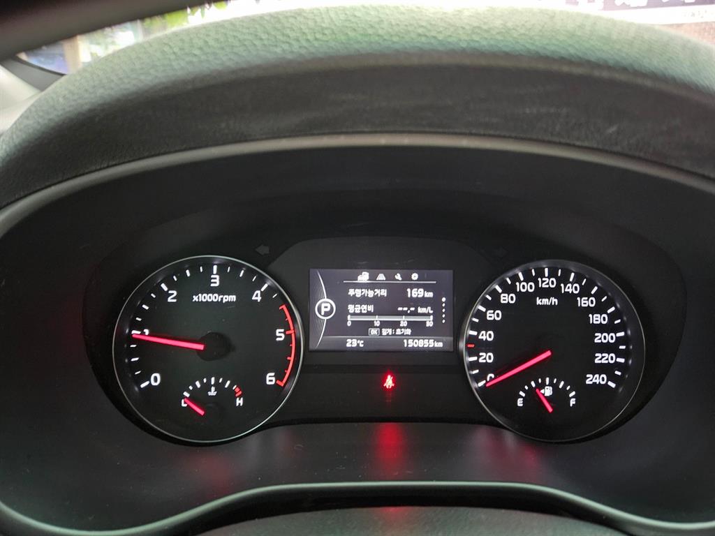 KIA Sportage - Vista 5