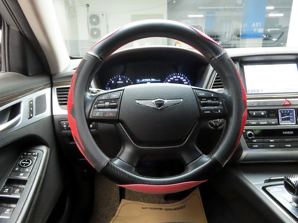Genesis G80 - Vista 8