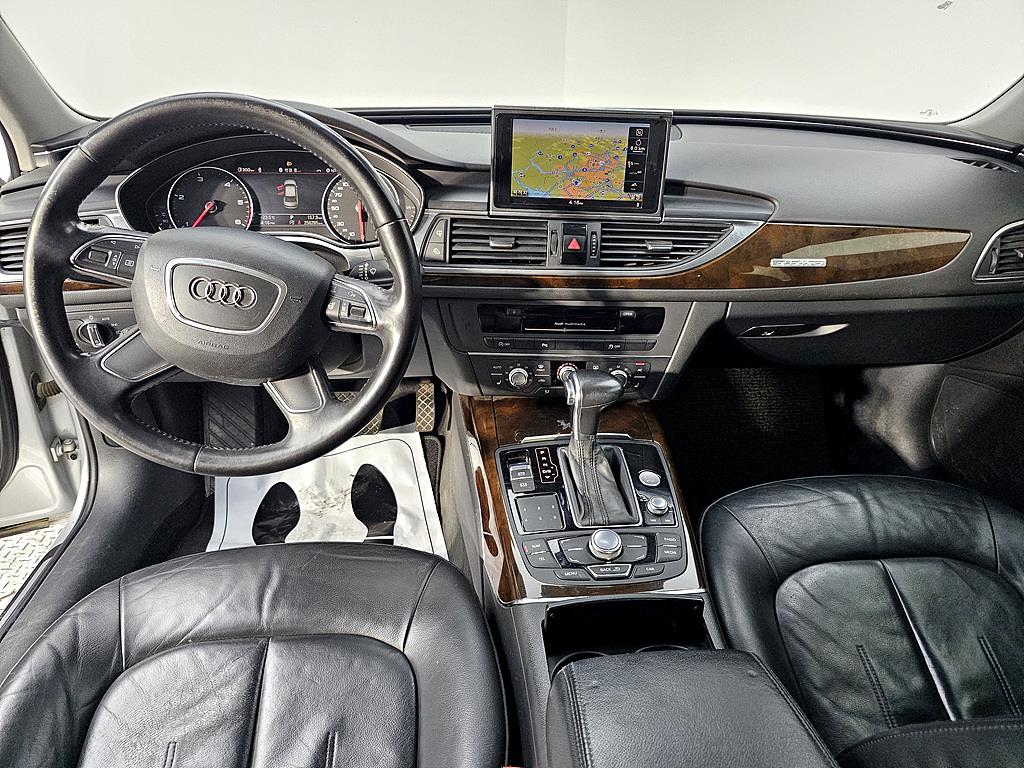 Audi A6 - Vista 5