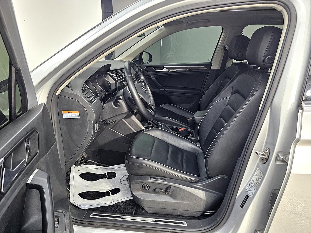Volkswagen Tiguan - Vista 6