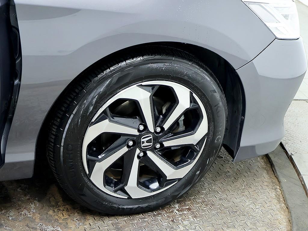 Honda Accord 2017 Gris - Importación desde Corea - HF Imports Iquique - Foto 8
