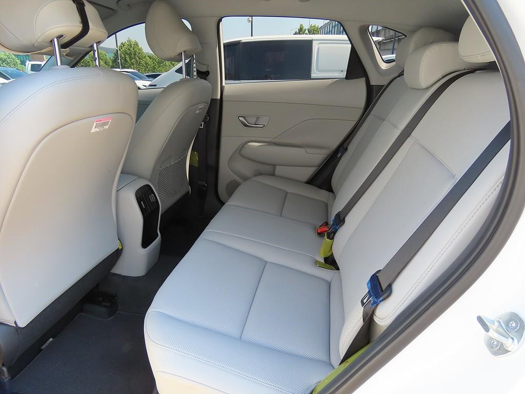 HYUNDAI Kona - Vista 8