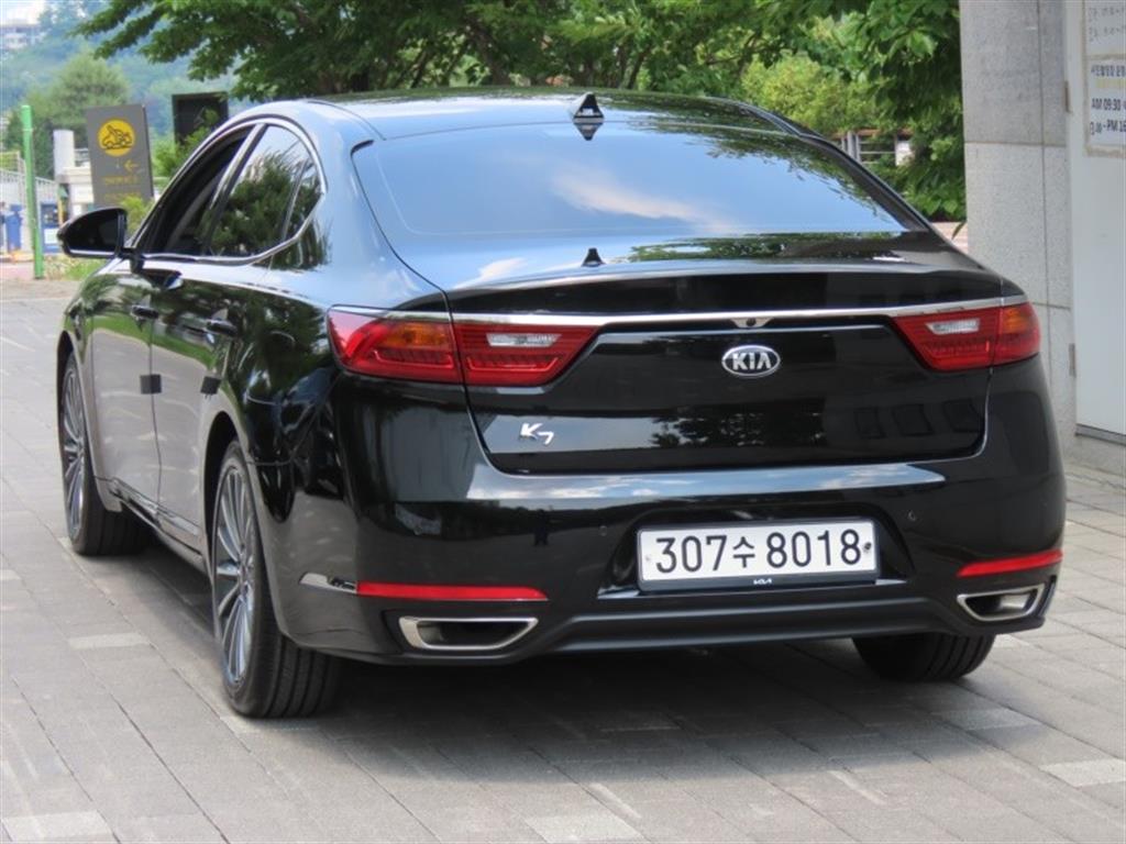 KIA K7 - Vista 7