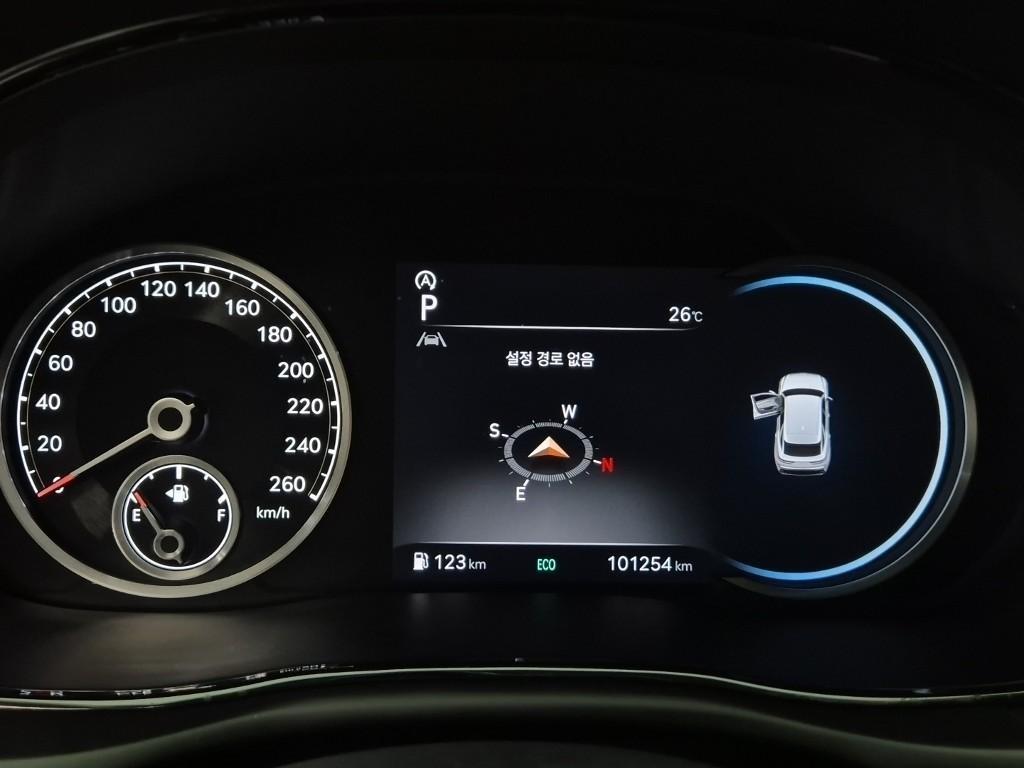 Genesis GV70 2021 Blanco - Importación desde Corea - HF Imports Iquique - Foto 13