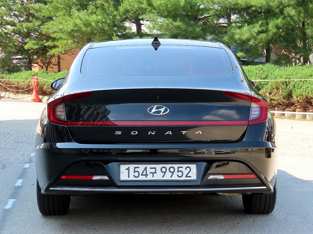 HYUNDAI Sonata - Vista 4