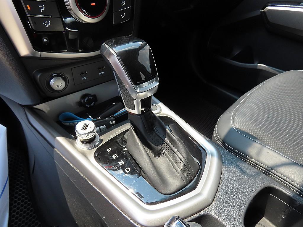 Ssangyong Tivoli - Vista 11