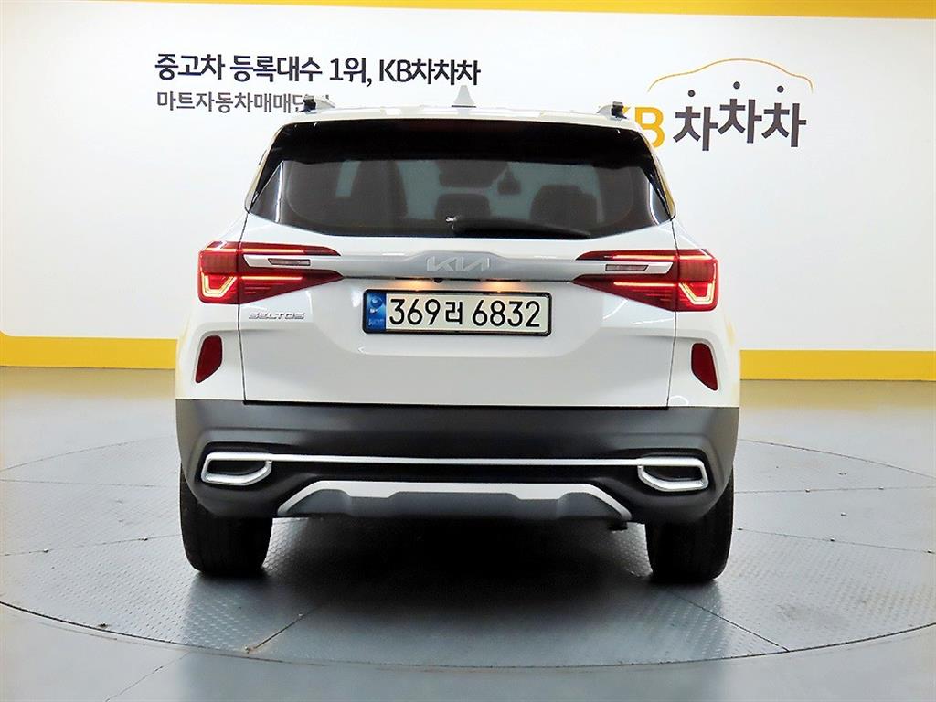 KIA Seltos - Vista 3