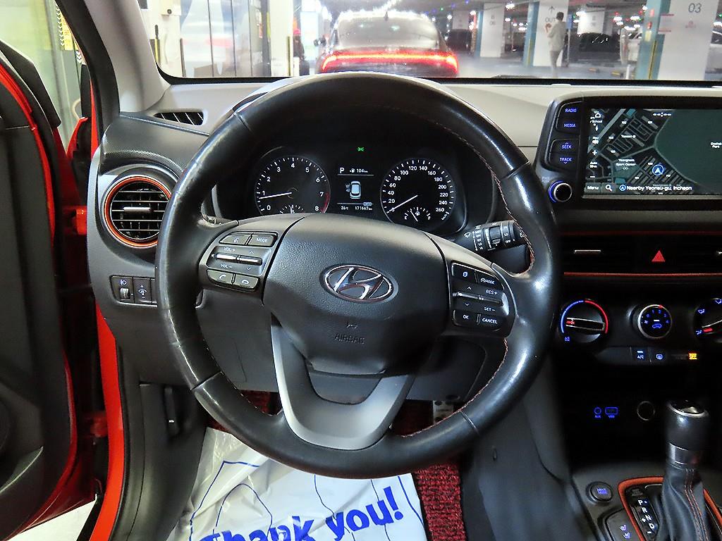 HYUNDAI Kona - Vista 8