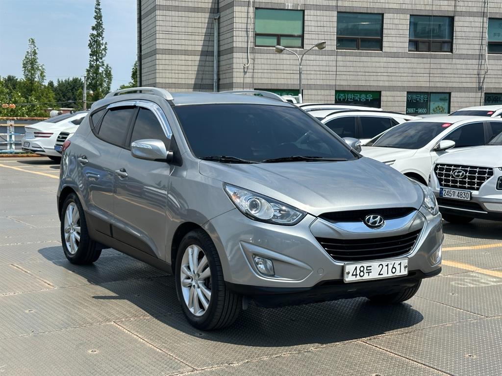 HYUNDAI Tucson - Vista 5