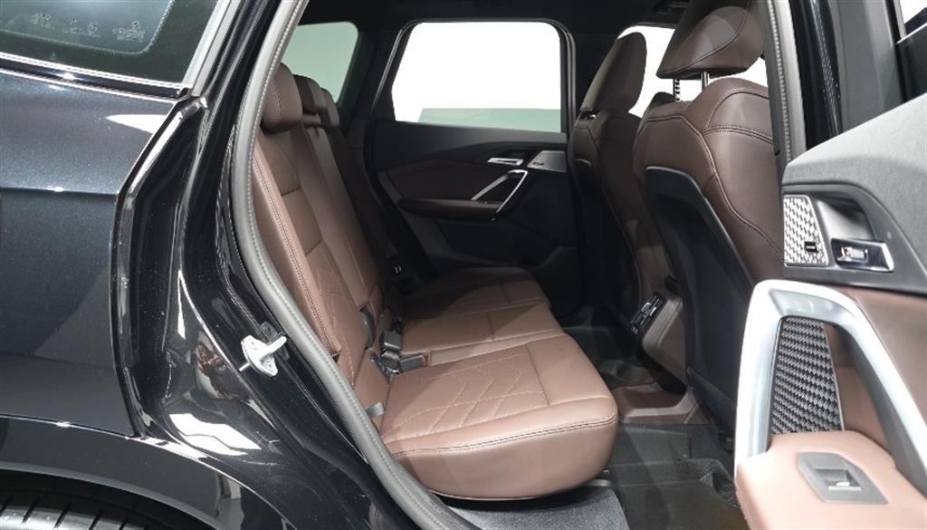 BMW X1 2025 Negro - Importación desde Corea - HF Imports Iquique - Foto 17