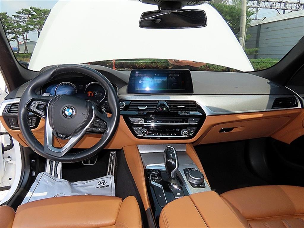 BMW 5 Series - Vista 7